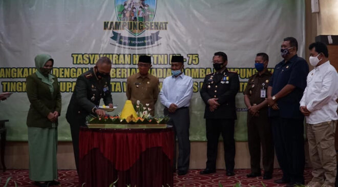 HUT TNI dan Pembagian Hadiah Lomba Kampung Sehat Tingkat Kota Mataram