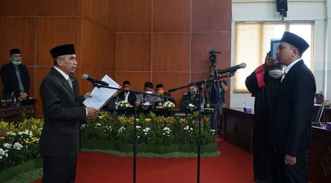 Wali Kota Hadiri Pengucapan Sumpah/Janji PAW Anggota DPRD Kota Mataram