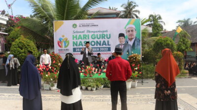 Peringati Hari Guru Nasional 2022, Yayasan Ponpes Al-Madani Lombok Apresiasi Guru Terbaik